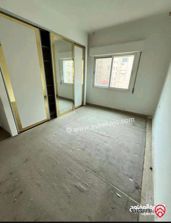 شقة طابق ارضي معلق مساحة 120م للبيع في عمان - الجيبهة حي الريان  