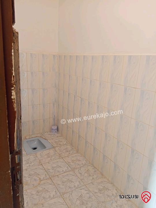 شقة طابق اول فني مساحة 129م للبيع في إربد حكما الحي السرقي