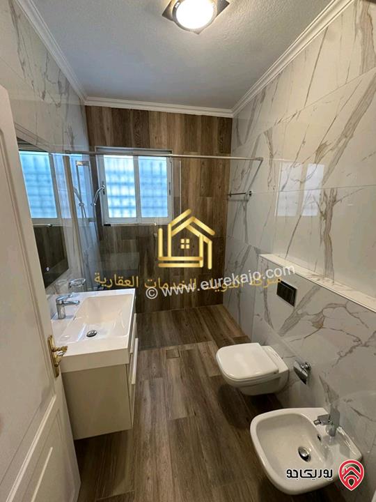 شقة دوبلكس مساحة 270م داخلي و 180م خارجي للإيجار في عمان - الصويفية