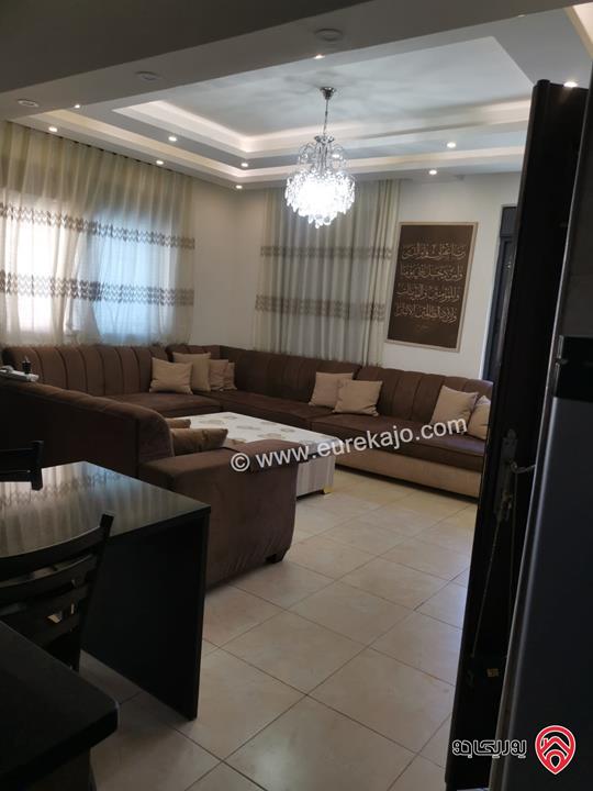 بيت مستقل مساحة 485م على أرض 300م للبيع في عمان - جاوا  