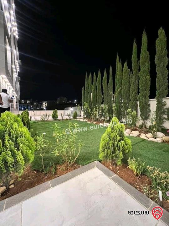 شقة أرضية مساحة 151م داخلي و 150م خارجي للبيع في عمان - البنيات