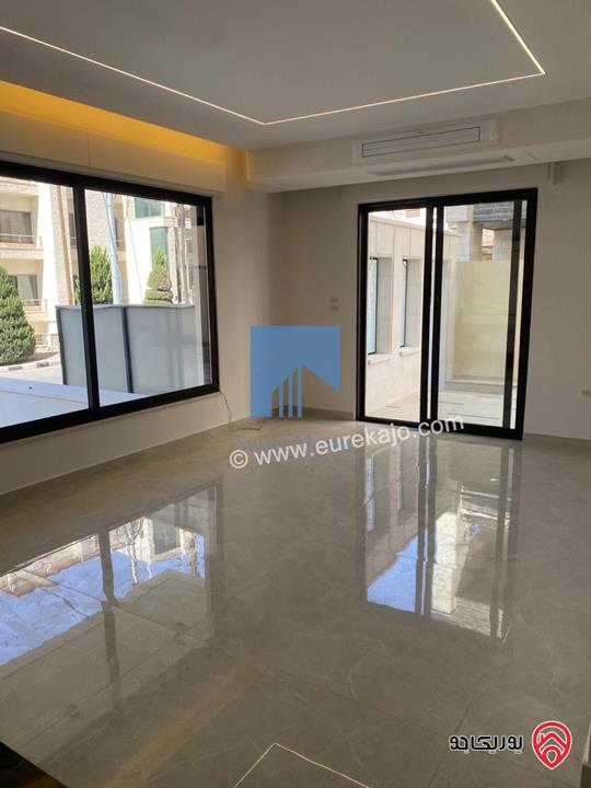 شقة أرضية فاخرة للبيع في عمان - أم أذينة قرب أبراج السادس 190م مع ترسات 130م لم تسكن