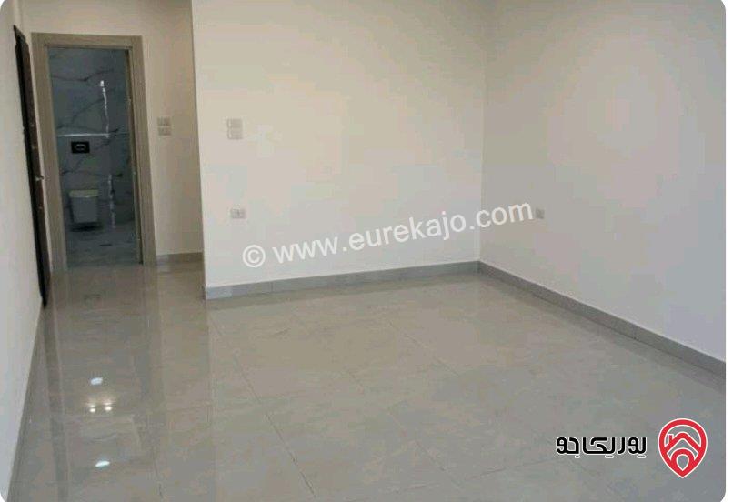 شقة طابق ثاني مساحة 210م للبيع في عمان - شفا بدران 