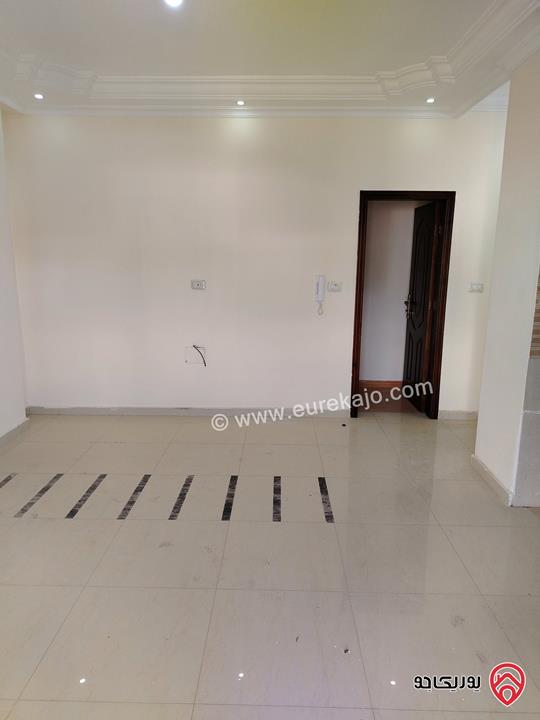 شقة طابق ثالث مساحة 190م للبيع في عمان - مرج الحمام 