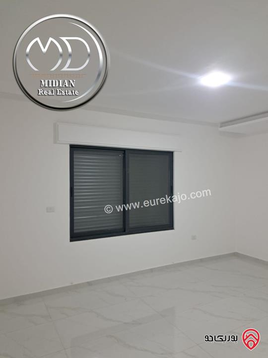 شقة جديدة للبيع في عمان - ضاحية الرشيد مساحة 150م طابق اول تشطيبات سوبر ديلوكس بسعر مميز جداً