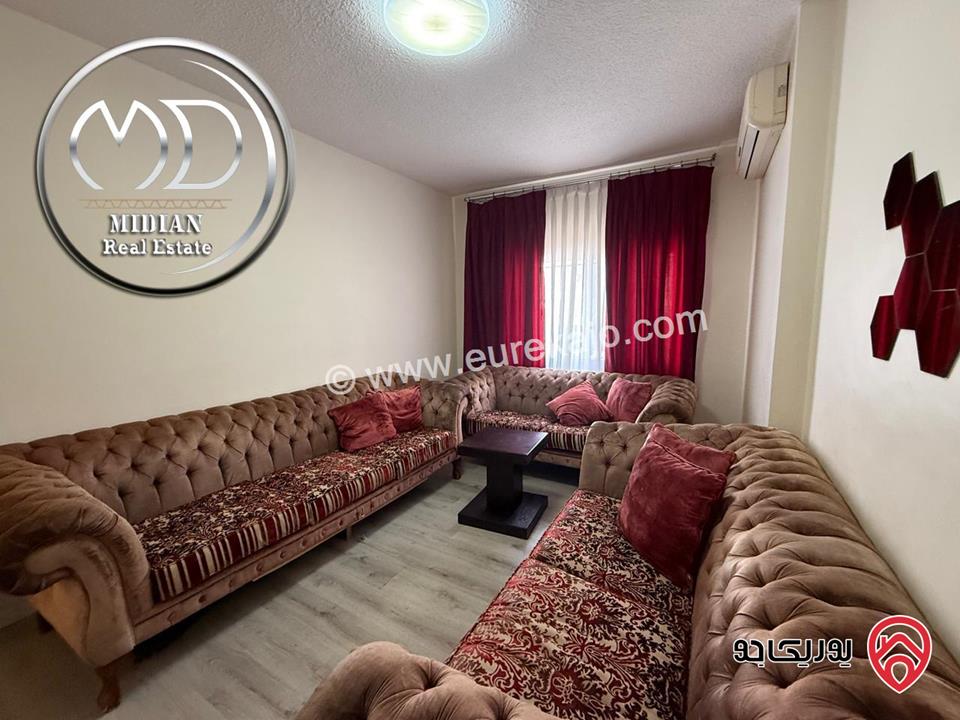 شقة مفروشة للايجار في عمان - ام السماق مساحة 210م طابق ثاني تشطيبات وديكورات فاخرة اطلالة جميلة