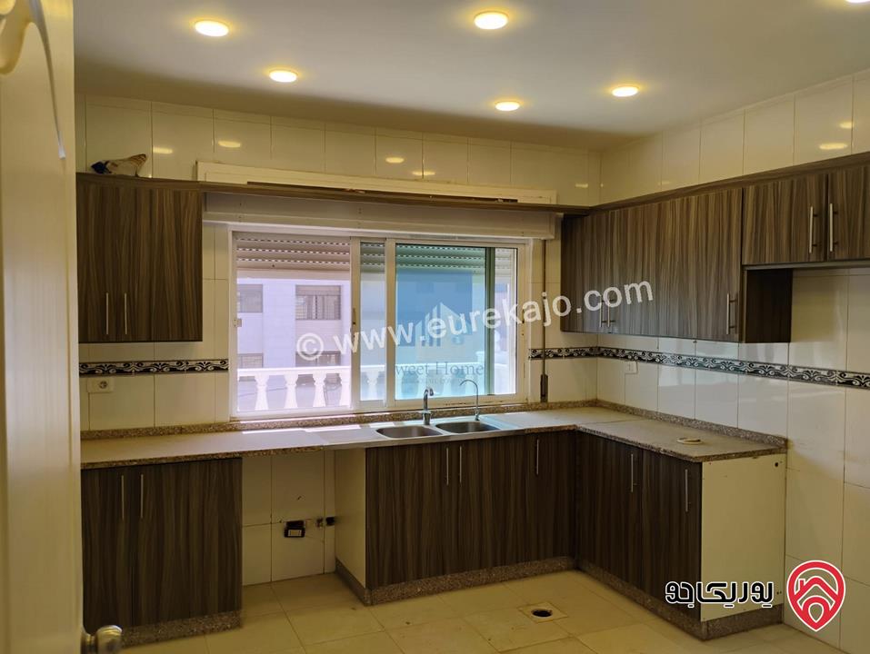 شقة مميزة طابق ثالث 170م للبيع في عمان - خلدا