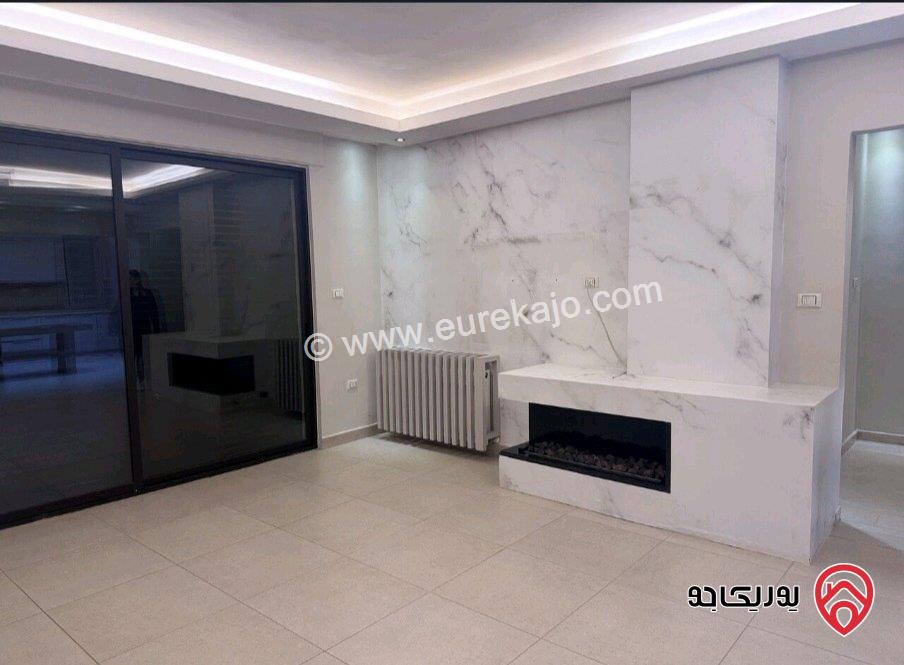 شقة طابقية طابق ارضي مساحة 330م للبيع في عمان - دابوق