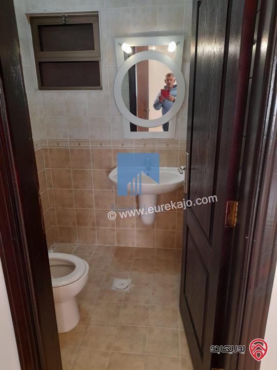 شقة ارضية مميزة للبيع في عمان - عبدون 165م مع ترسات 30م تشطيب سوبر ديلوكس