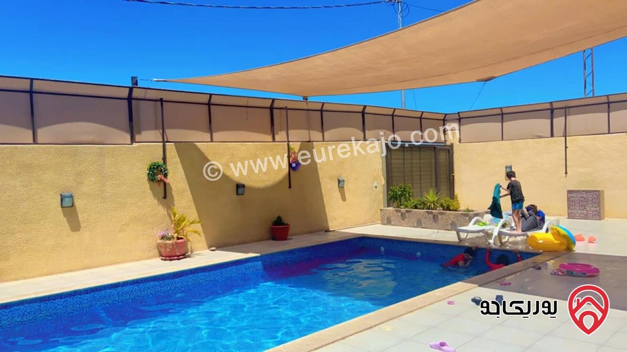 مزرعة مساحة الأرض 428م والبناء 90م للبيع في عمان - على طريق المطار الجيزة
