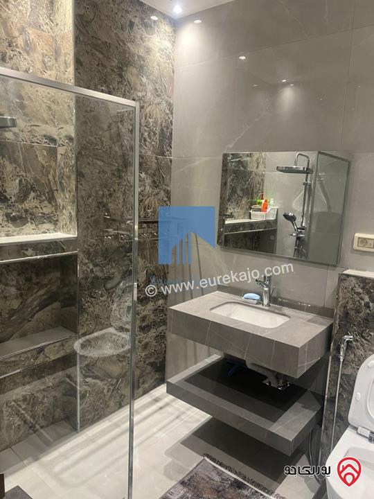 شقة فاخرة للبيع في عمان - أم السماق قرب مدارس الجزيرة طابق اول 128م تشطيب سوبر ديلوكس بسعر مغري