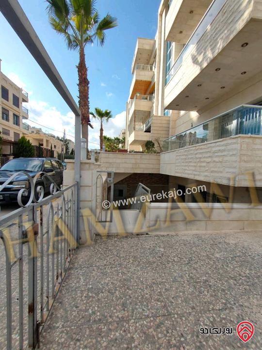 شقة فاخرة شبه أرضية مساحة 160م داخلي و 50م خارجي للايجار في عمان - طريق المطار 