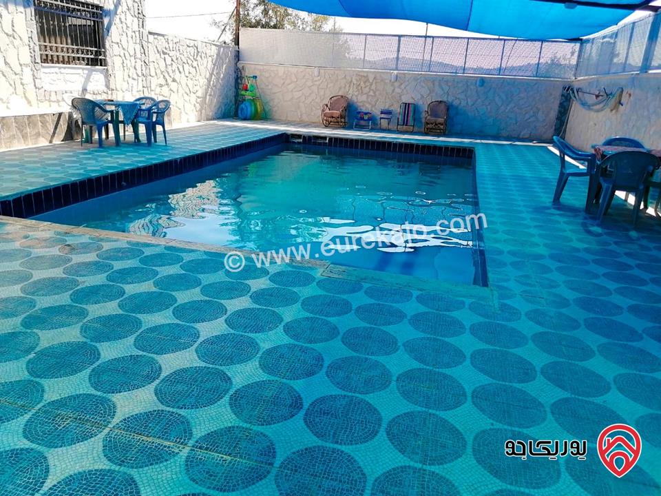 مزرعة مساحة الأرض 4 دونم و 500م والبناء 150م للبيع في المفرق - رحاب