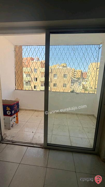 شقة مساحة 90م للبيع في عمان - سكن كريم ابو علندا اشارة الغاز 