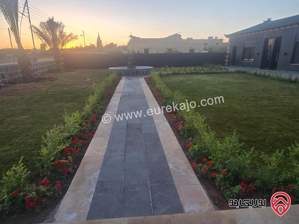 فيلا و ملحق خارجي مساحة 450م على أرض 1 دونم للبيع في المفرق - ام الجمال 