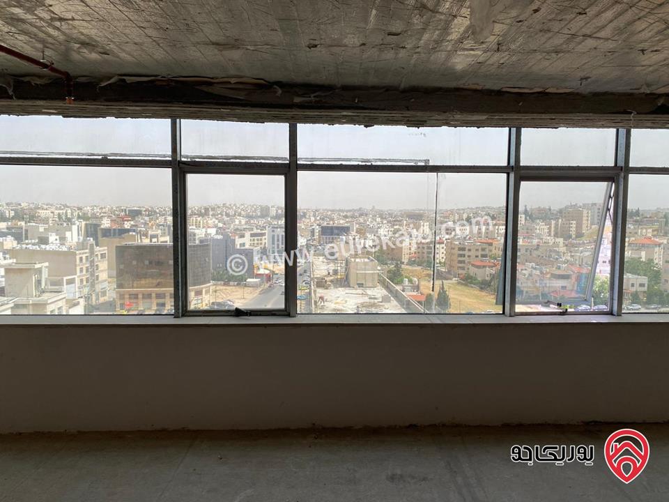 مكتب 202م للبيع في مجمع الحسيني التجاري – شارع زهران (بين السابع والثامن) بأجمل اطلالة وبسعر مميز