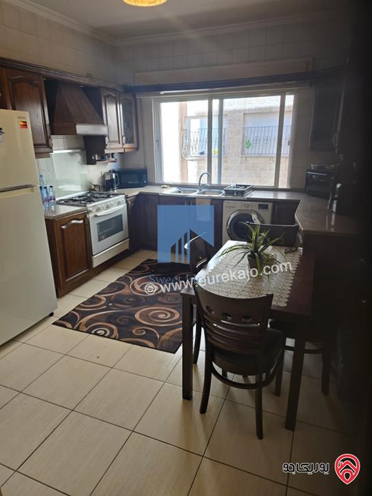 شقة مفروشة فاخرة للبيع في عمان - خلدا قرب تقاطع السكر طابق ثالث 150م تشطيب سوبر ديلوكس بسعر مغري