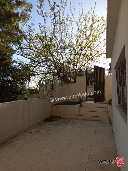 شقة مميزة مساحة 91م للبيع في الفحيص