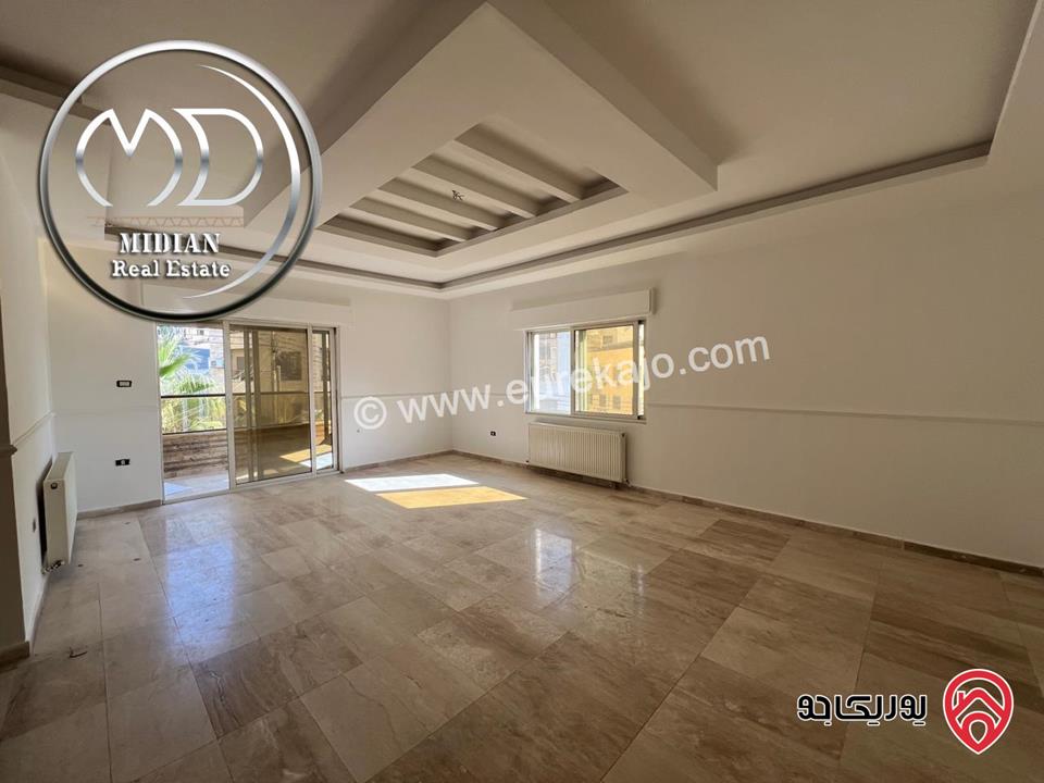 شقق فارغة للايجار في عمان - خلدا مساحات 195م تشطيبات و ديكورات سوبر ديلوكس اطلالة جميلة بأسعار مميزة