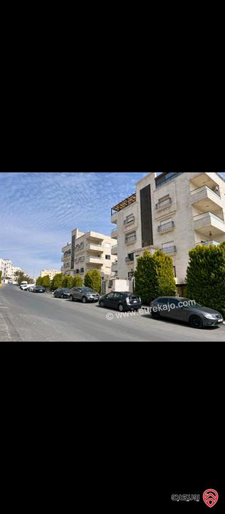 شقة مساحة 176م طابق أول للبيع في عمان - الكرسي