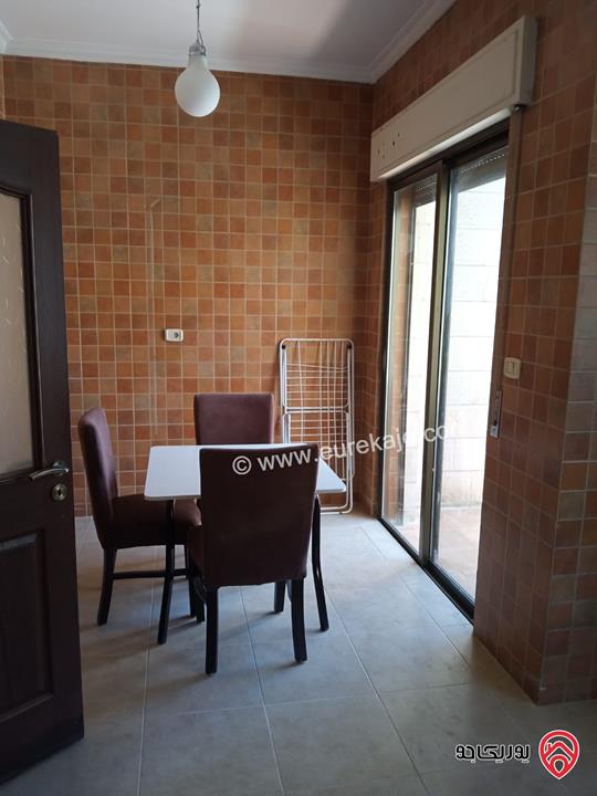 شقة طابقية مفروشة مساحة 275م للإيجار أو للبيع في عمان - دير غبار