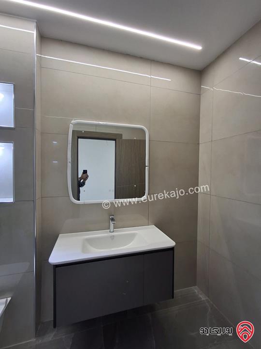 شقة طابق رابع دوبلكس مساحة 210م للبيع في عمان - الجبيهة 