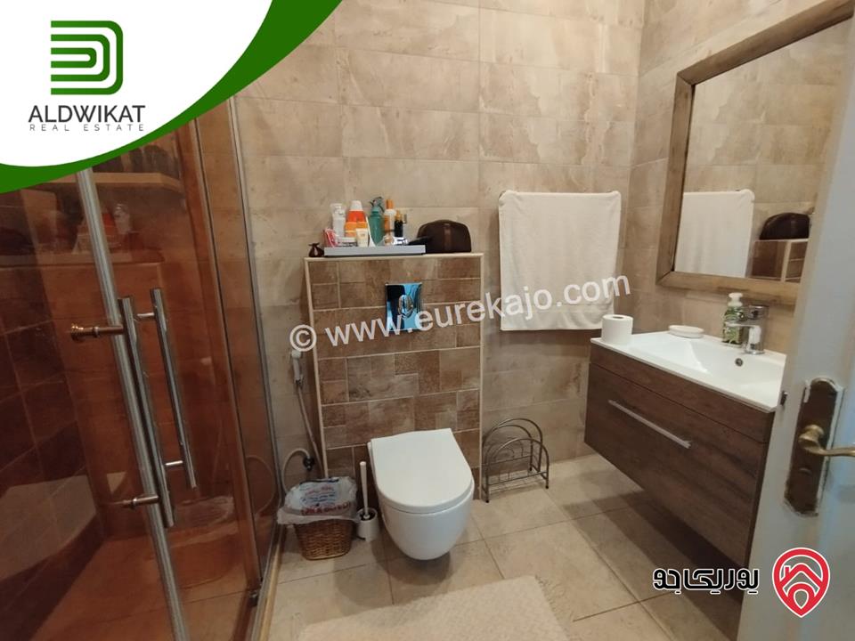 فيلا مساحة البناء 400م ومساحة الارض 430م ومساحة الحديقة 200م للايجار في عمان - ام السماق