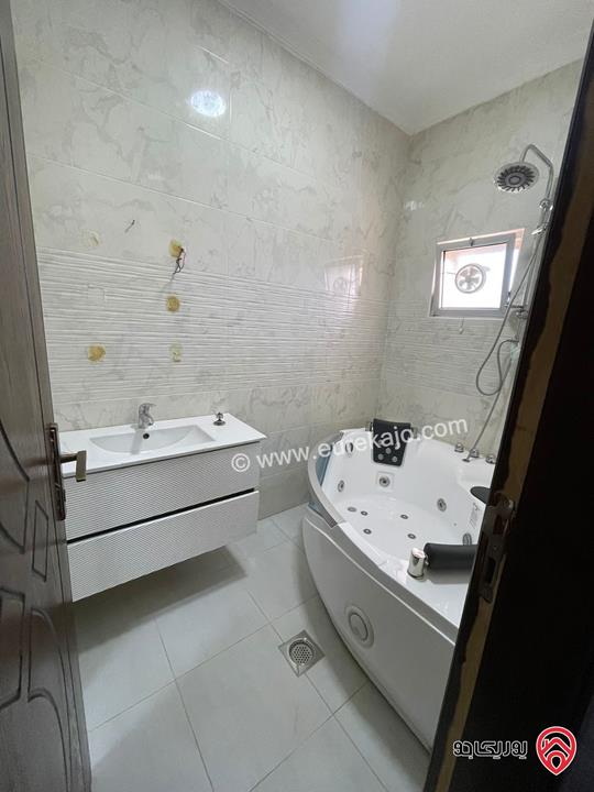 شقة طابق أرضي معلق مساحة 175م للايجار في عمان - شفا بدران