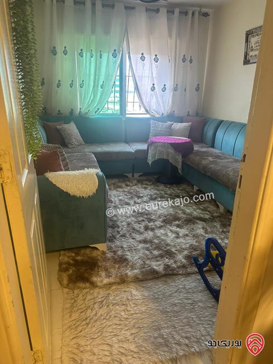 شقة طابق ثاني مساحة 120م للبيع في عمان - صويلح