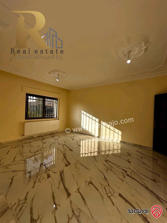 شقة مميزة مجددة مساحة 167م طابق أول للبيع في عمان - تلاع العلي 