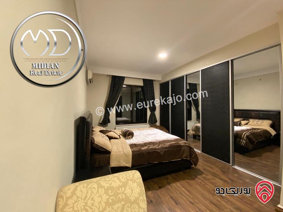 شقة مفروشة للايجار في عمان - ضاحية الامير راشد مساحة 200م طابق ثالث تشطيبات و ديكورات فاخرة اطلالة جميلة