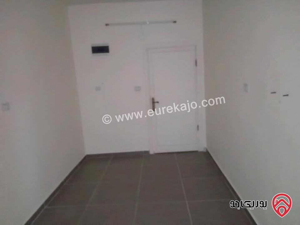 شقة مساحة 70م طابق ثاني للايجار في اربد - حوارة