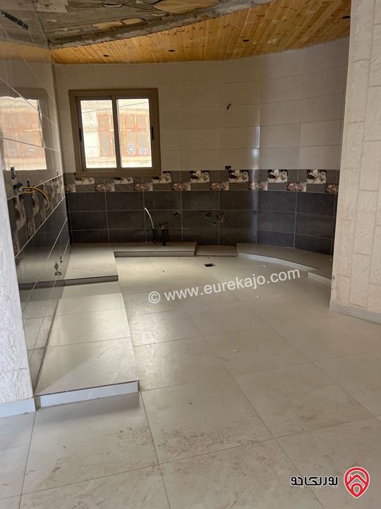 بيت مستقل طابقين على أرض 330م للبيع في اربد - البارحة