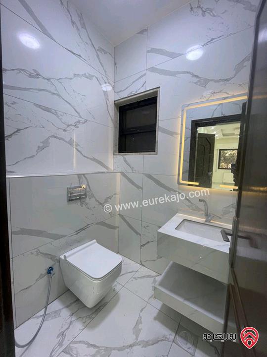 شقة طابق أرضي مساحة 175م داخلي و 250م خارجي للبيع في عمان - تلاع العلي 