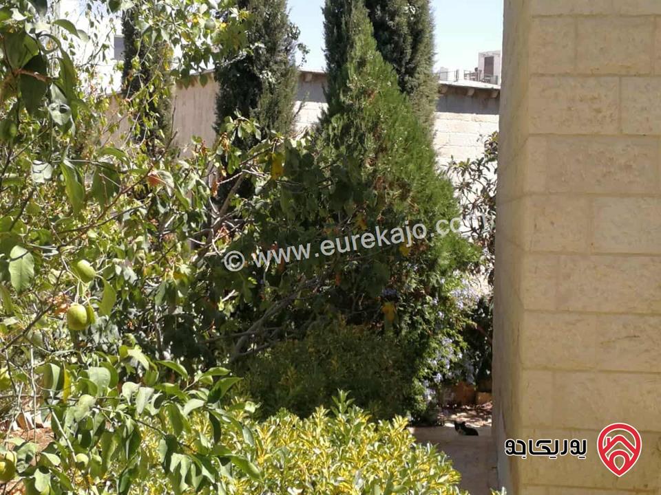 فيلا مساحة 360م على ارض 800م للإيجار في عمان - دير غبار 