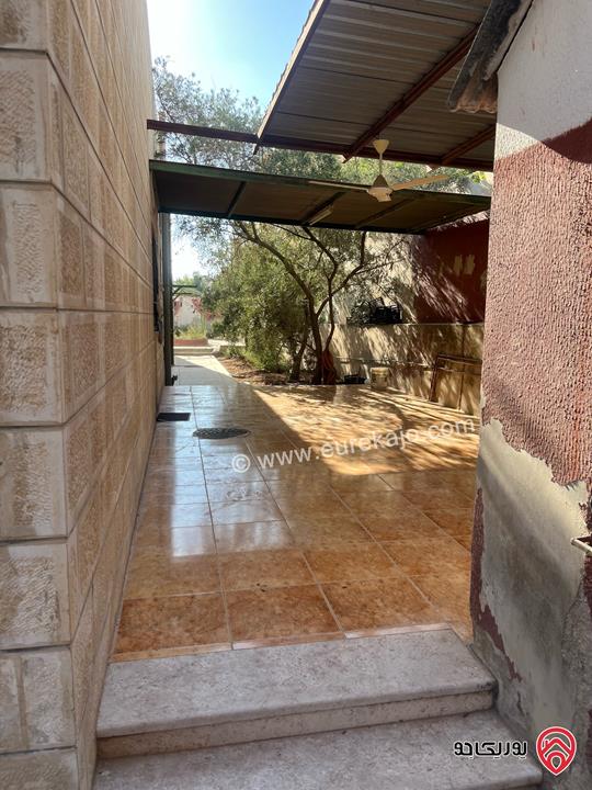ڤيلا مساحة 350م على أرض 1 دونم للبيع في الزرقاء الجديدة
