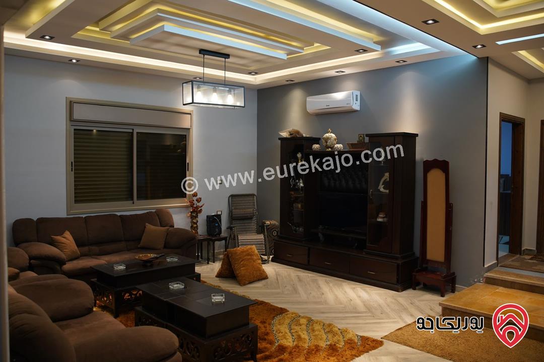 مزرعة مساحة الأرض 4092م والبناء 180م للبيع في جرش