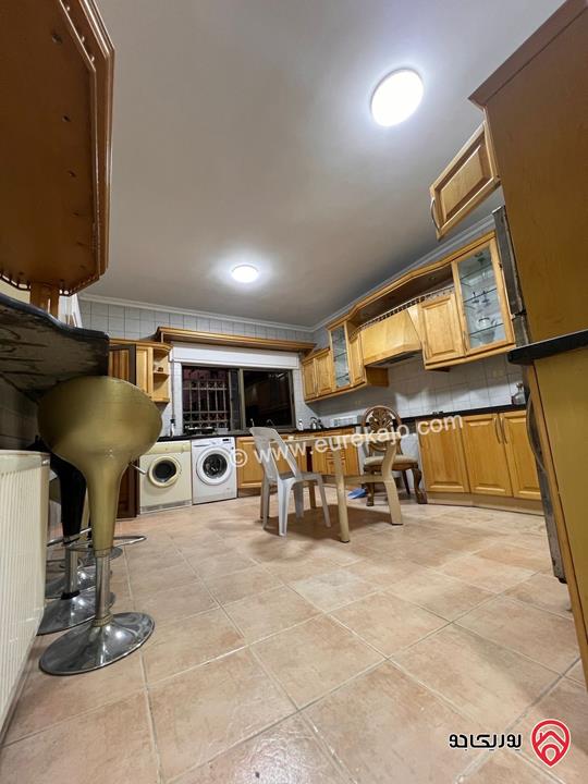 شقة أرضية مساحة 200م داخلي و 180م خارجي للايجار في عمان - السابع