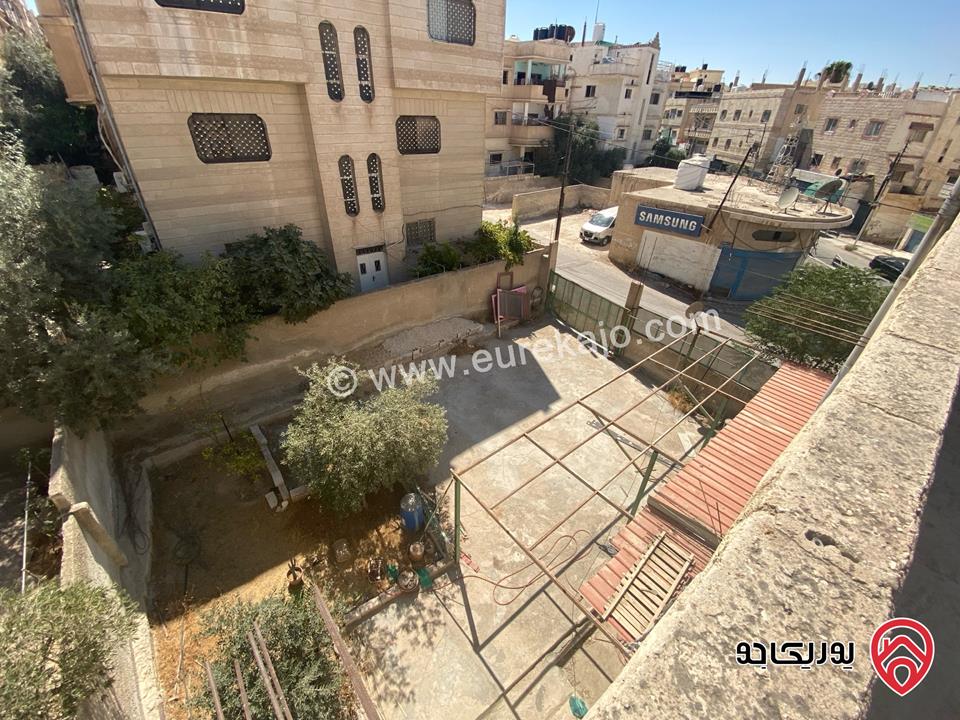عمارة على أرض 350م للبيع في الزرقاء الجديدة
