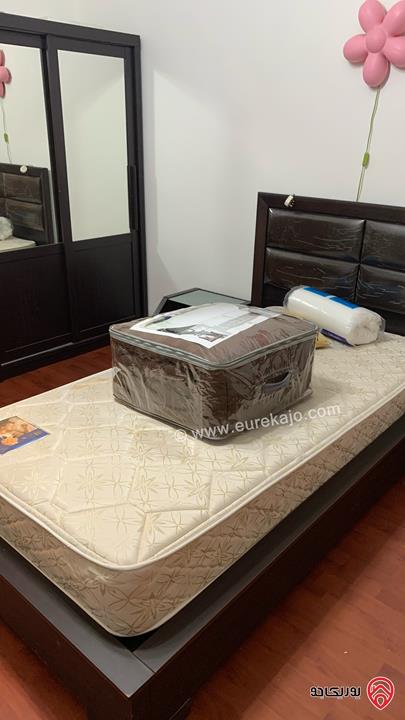 شقة مميزة مفروشة  مساحة 180م داخلي و 90م خارجي للإيجار من المالك مباشرة في عمان - جبل عمان