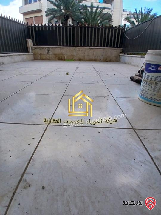 شقة فارغة طابق ارضي مساحة 120 مع ترس 20م للايجار في عمان - ام السماق 