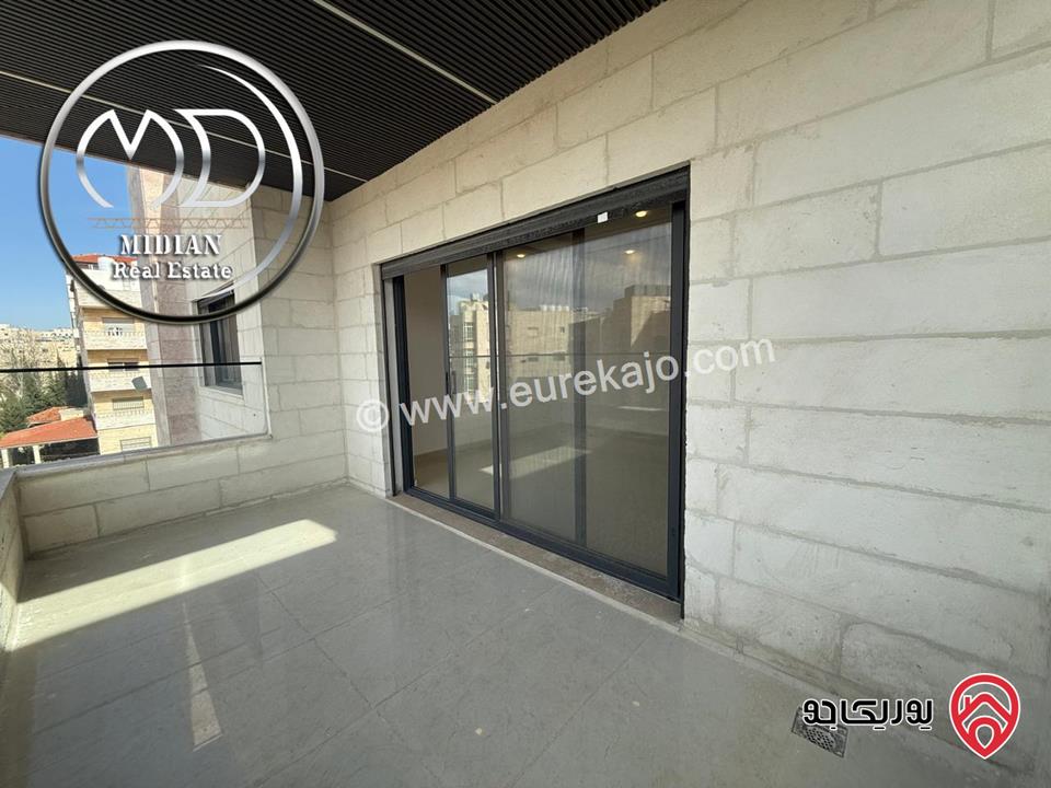 شقة دوبلكس جديدة للبيع طابق أخير مع رووف في عمان - ضاحية الرشيد مساحة 190م مع تراسات اطلالة جميلة بسعر مميز