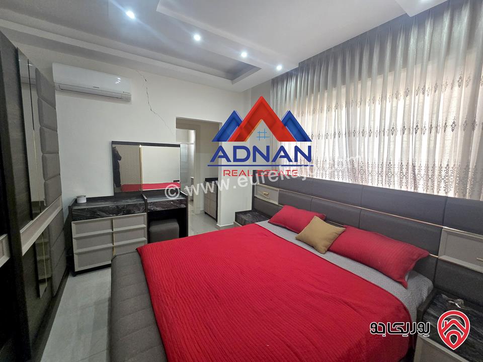 شقة مفروشة بالكامل طابق اخير مع رووف مساحة 250م للبيع في عمان - خلدا