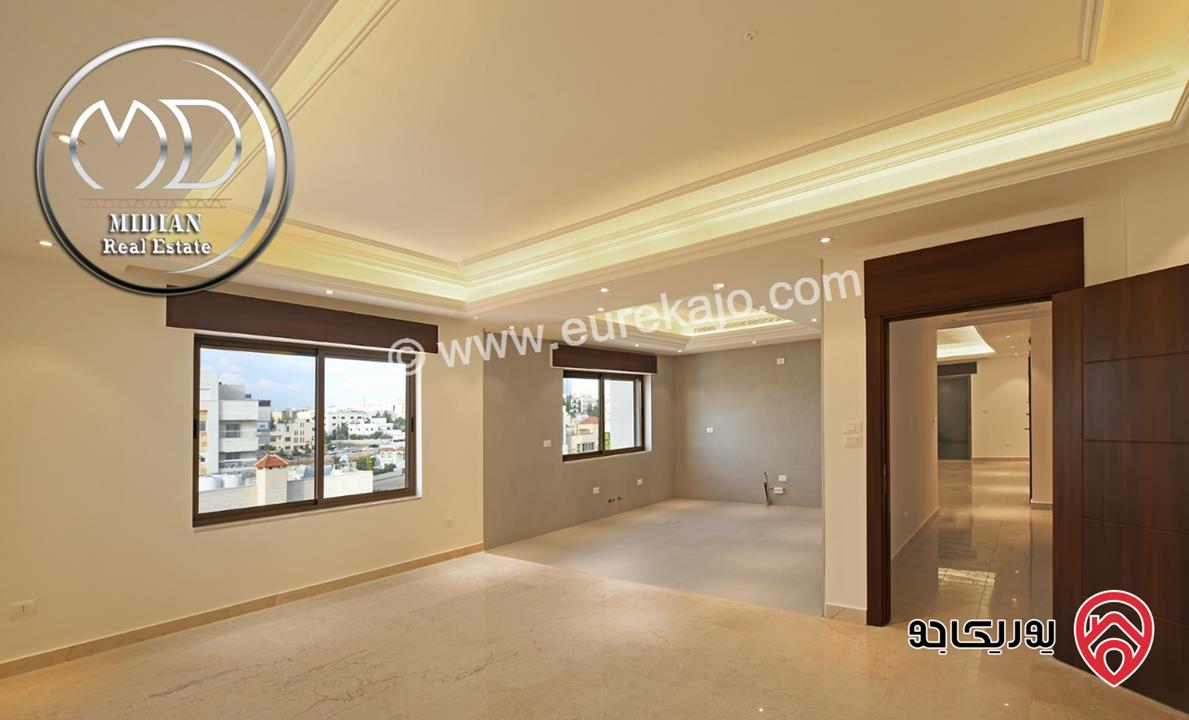 شقق للبيع في عمان - الصويفية مساحات 200م تشطيبات و ديكورات عصرية فاخرة اطلالة رائعة جديدة لم تسكن