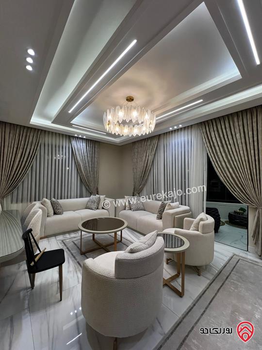 شقة فاخرة جديدة طابق ثالث دوبلكس مساحة 230م للبيع في عمان – خلدا