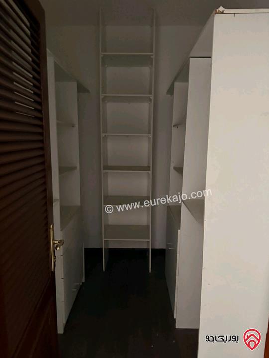 شقة طابق أرضي دوبلكس مساحة 418م داخلي و 250م خارجي للبيع في عمان - عبدون