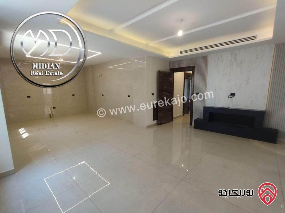 شقق ارضية جديدة للبيع في عمان - ضاحية النخيل مساحات 190 & 200م مع تراسات وحدائق تشطيبات و ديكورات سوبر ديلوكس