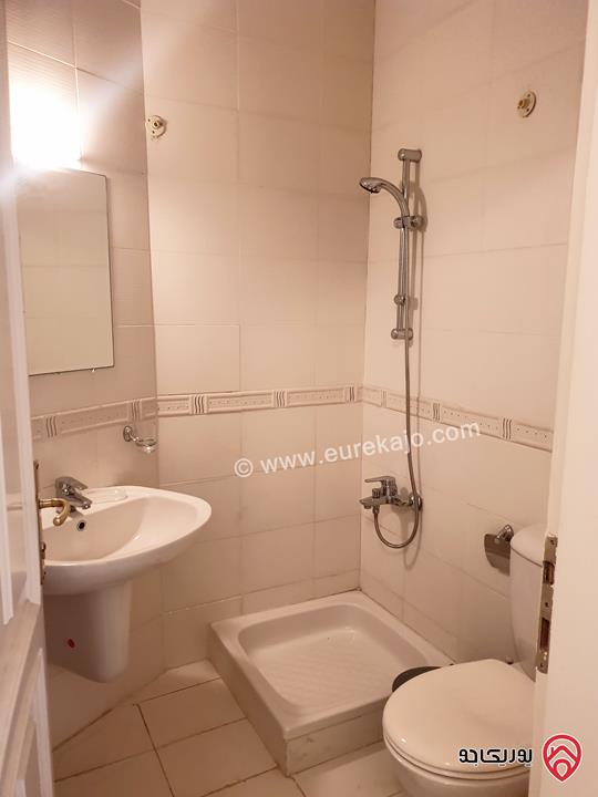 شقة مفروشة مساحة 150 متر طابق ثاني للبيع في عمان - دير غبار 