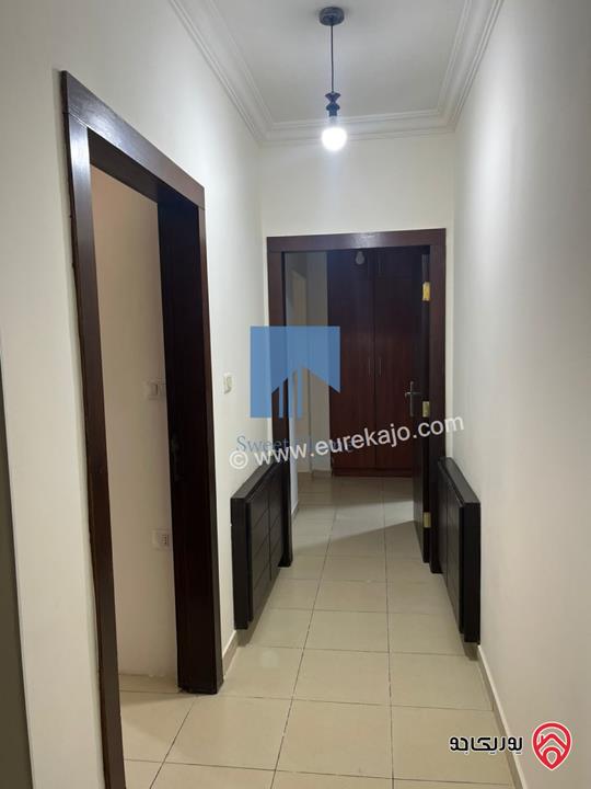 شقة شبه أرضية مساحة 143م داخلي مع ترسات 100م للبيع في عمان - عرقوب خلدا