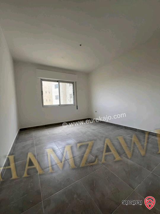 شقة فاخرة طابق رابع مساحة 130م للايجار في عمان - مرج الحمام